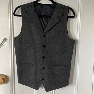 Men’s houndstooth vest